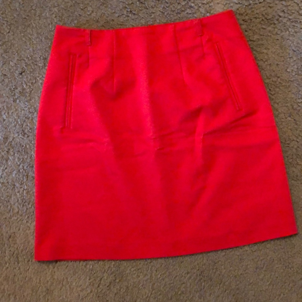 H&M red skirt